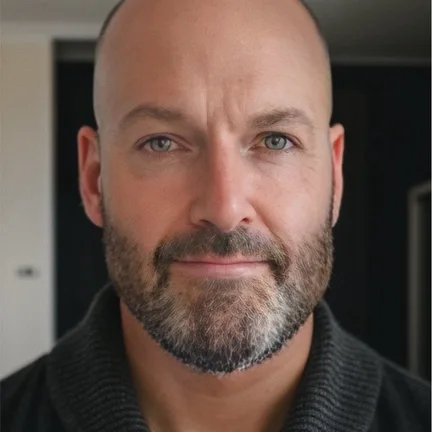 Damian Hart
