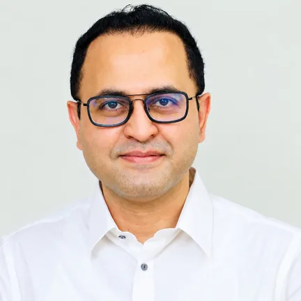 Dr. Piyush Naik